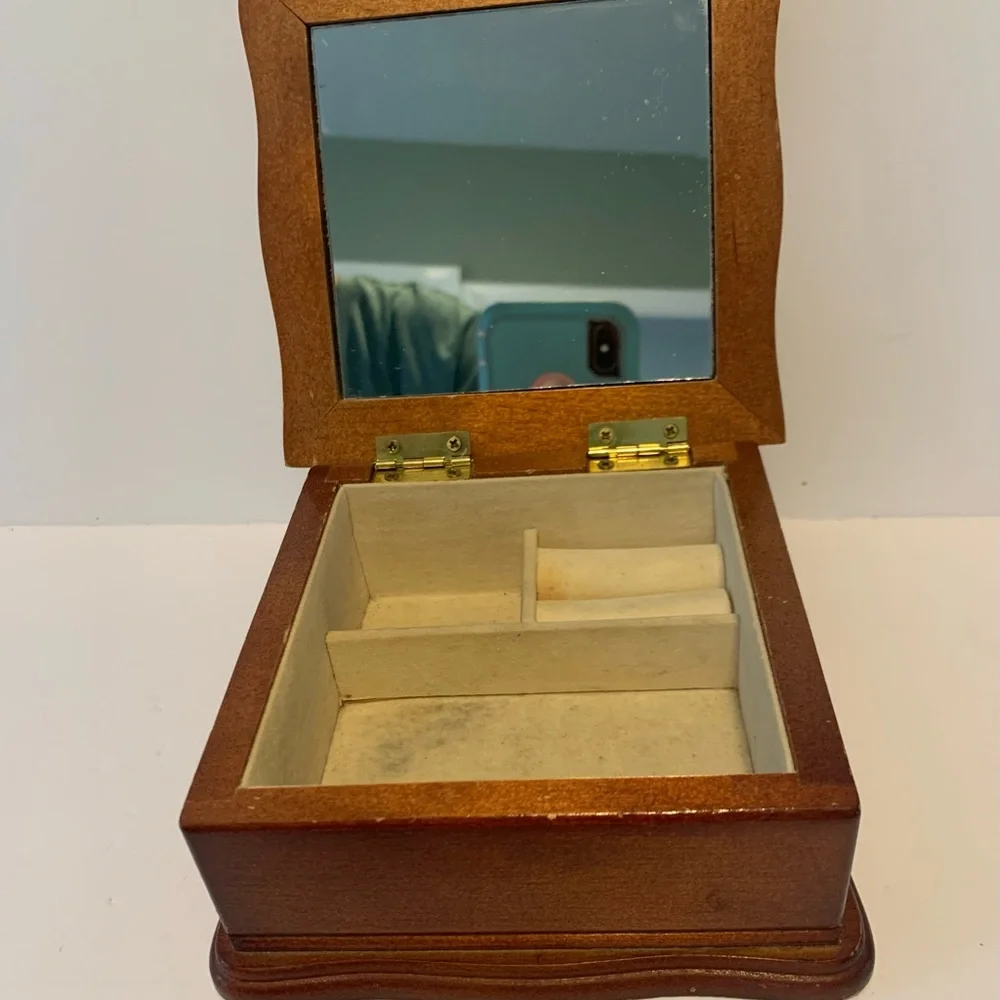Vintage Cherry Wood jewelry box 6.5”x 7”Needlepoint, Floral Tapestry